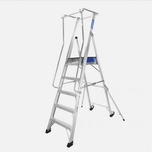 Aluminium ladder suppliers in UAE