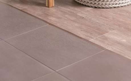 Vinyl Flooring in Dubai | Vinyl Sheet Supplier &amp; Manufacturer