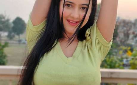 Call Us 9643097474 Call Girls In Majnu-ka-tilla Delhi Ncr
