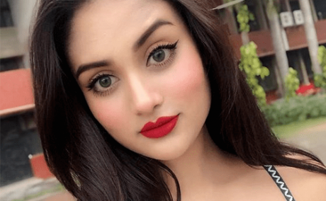 call girls service  munirka ( 9311239389 ) delhi service
